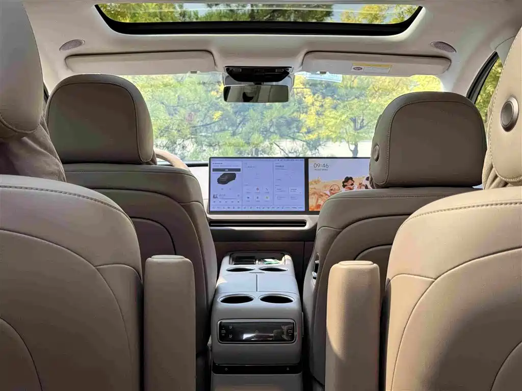 Li Auto Li i8 2026 2025 Standard Edition