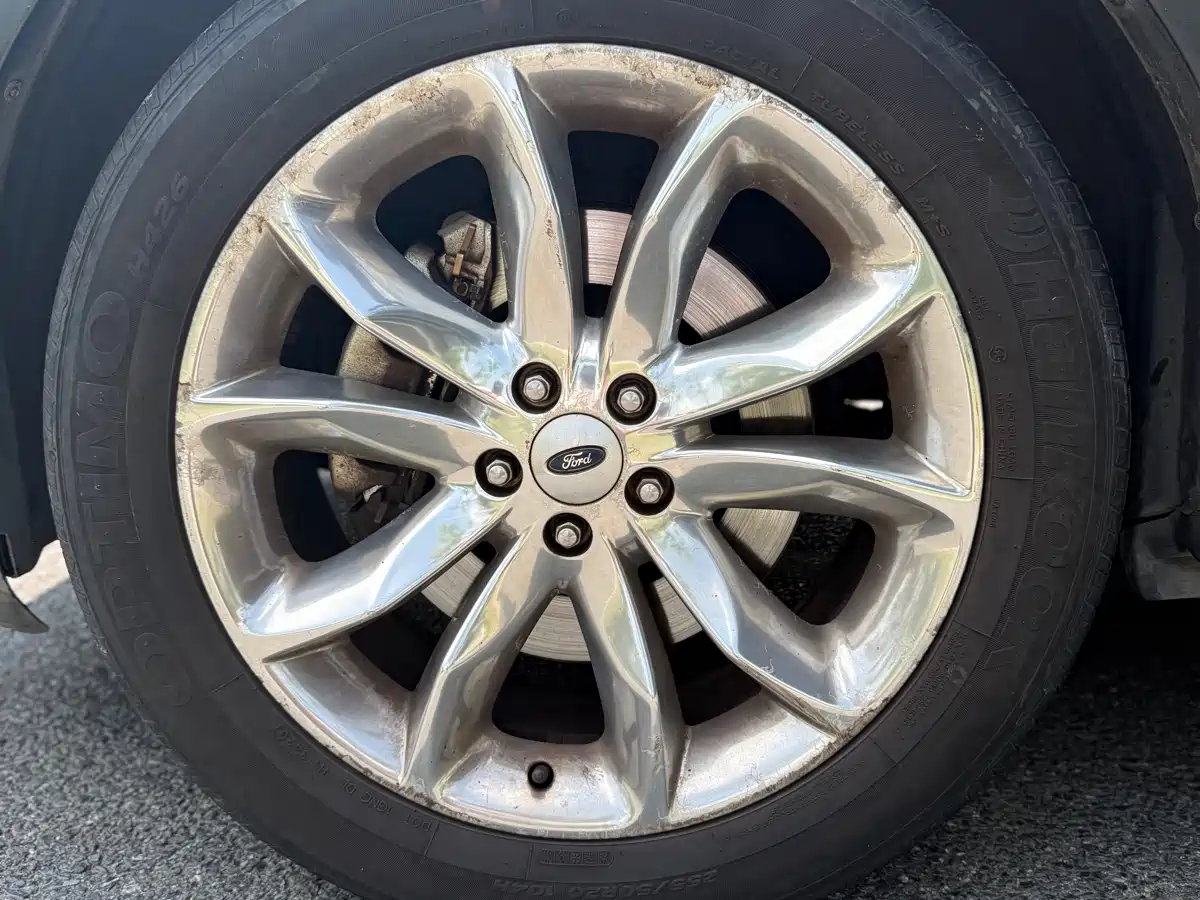Ford Explorer (Import) 2013 2013 3.5L Premium Edition