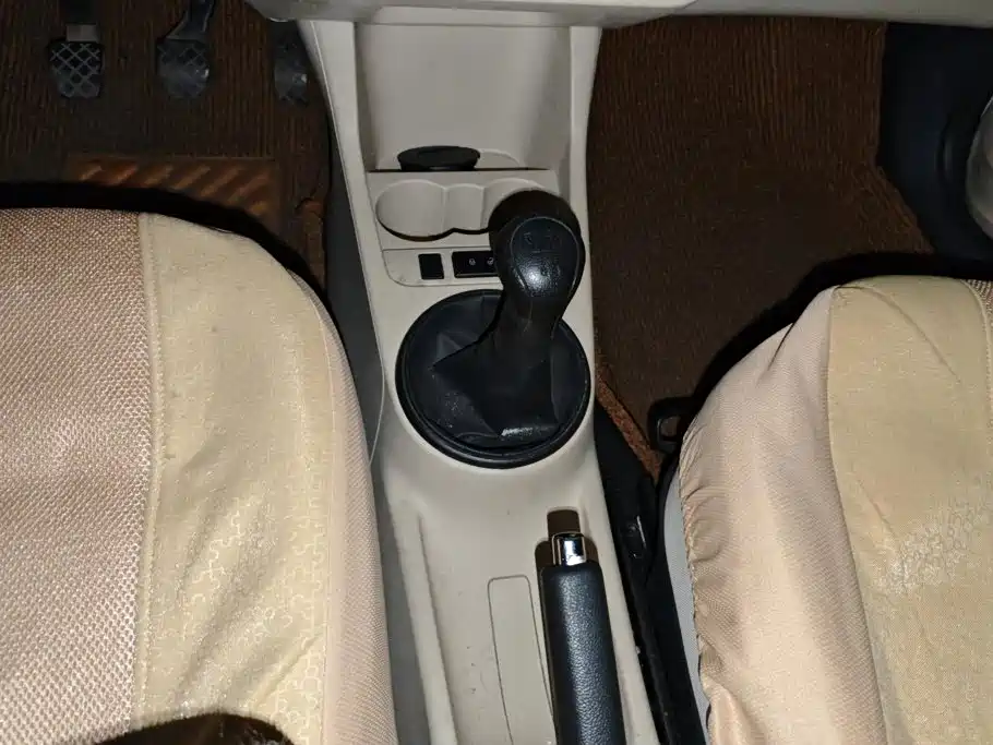 Škoda Fabia 2012 2012 1.4L Manual Crystal Edition