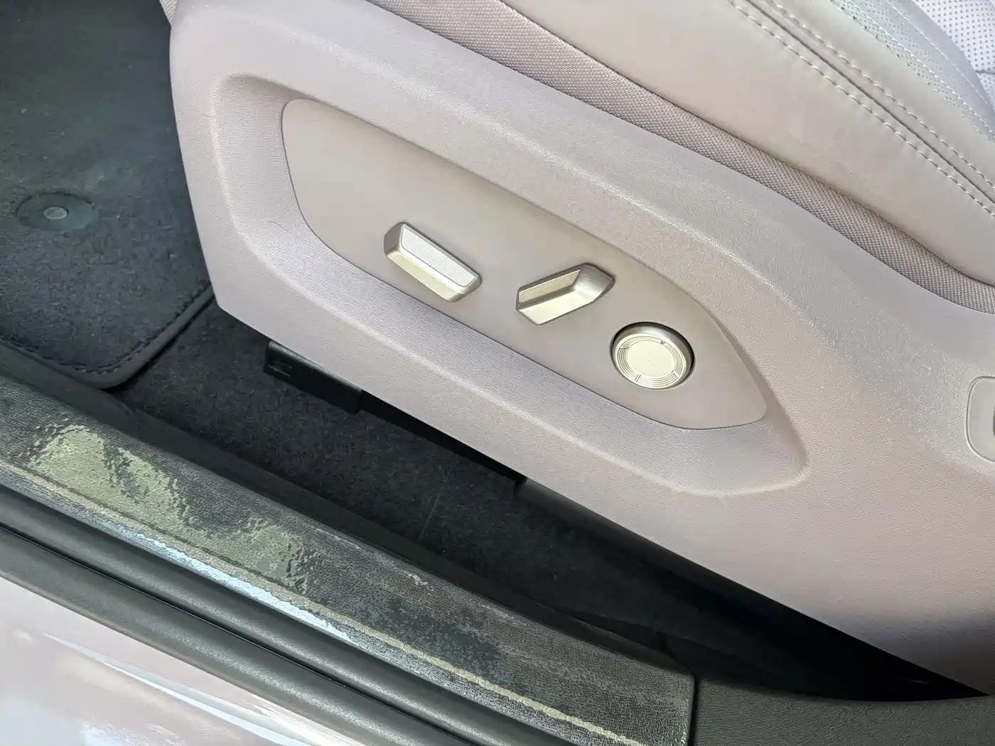 Ledao L60 2025 2024 60kWh AWD Version