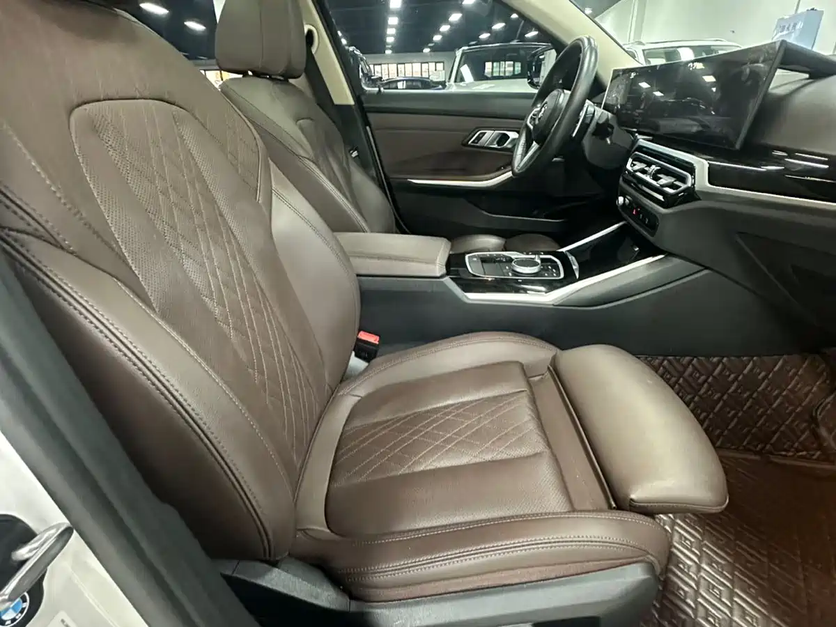 BMW 3 Series 2023 320Li M Sport Package фото 20