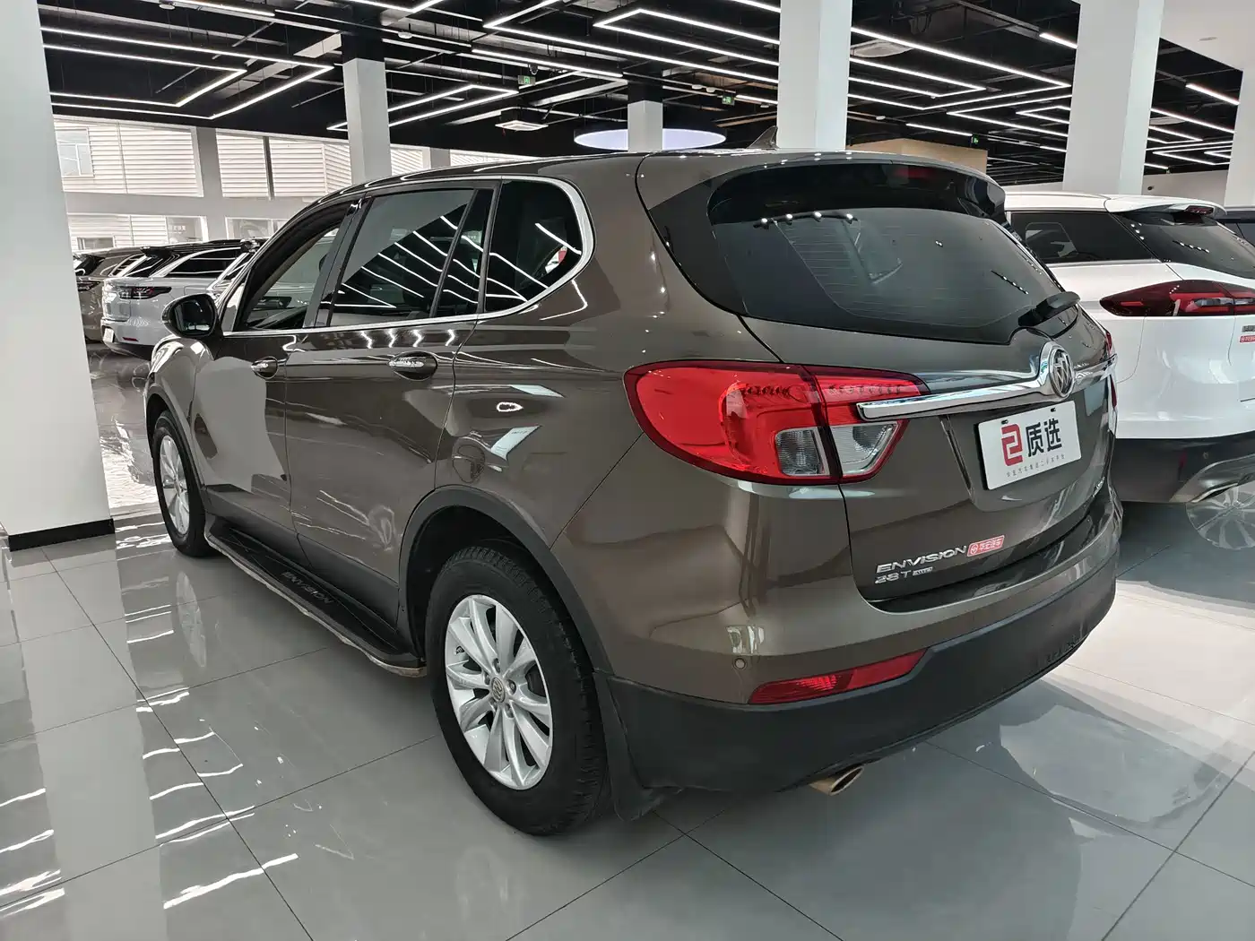 Фото 10 - Buick Envision Plus
