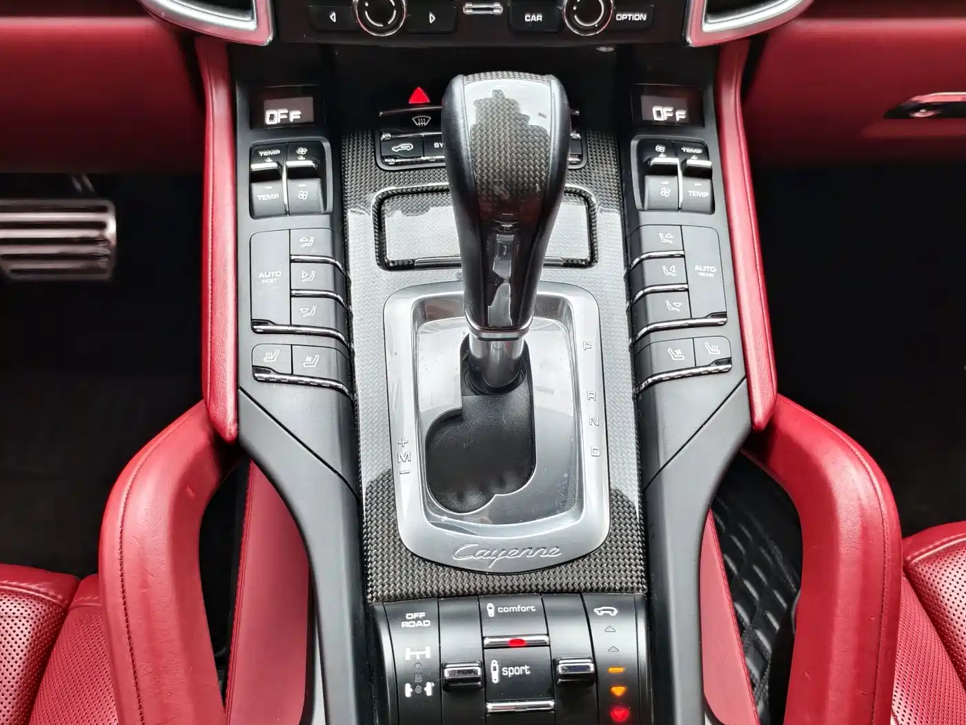 Фото 16 - Porsche Cayenne