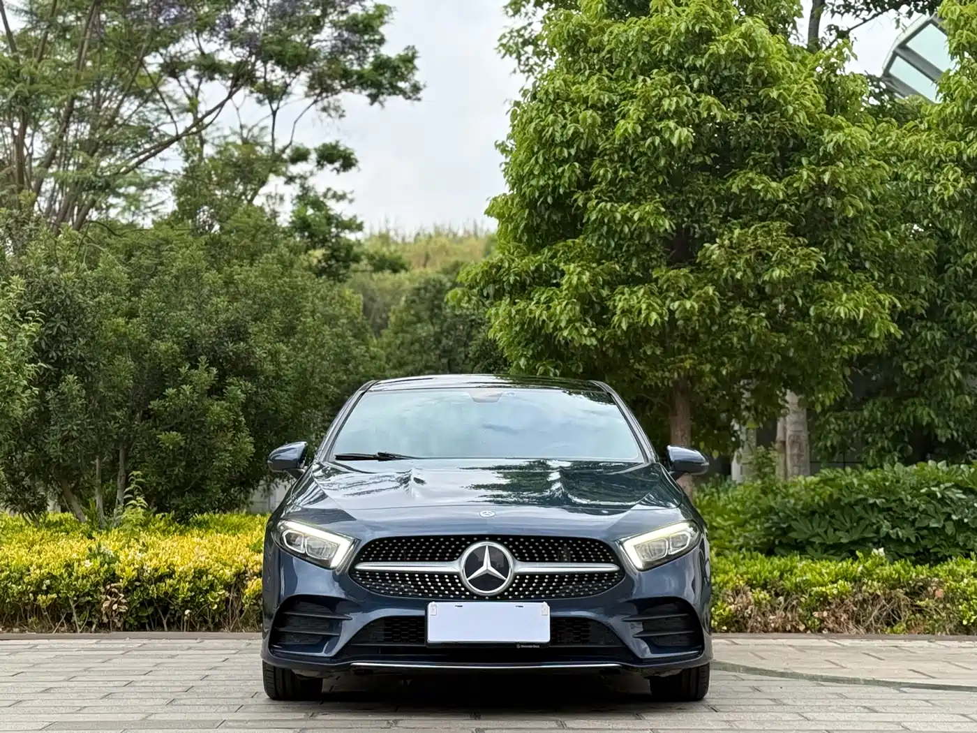 Mercedes-Benz A-Class 2020 A 200 L Sport Sedan фото 2