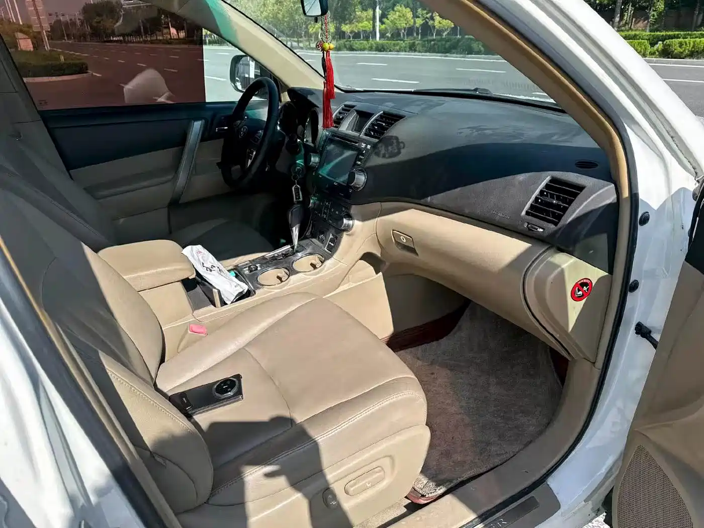 Фото 4 - Toyota Highlander
