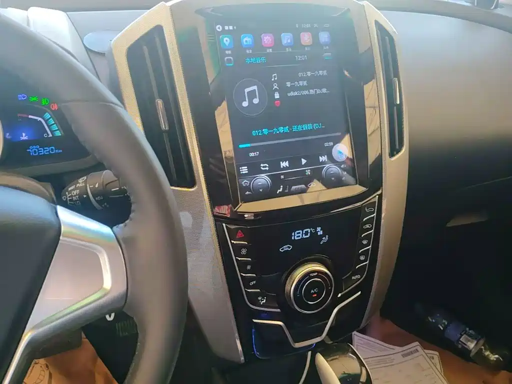 Luxgen U6 SUV 2015 2015 1.8T Fashion Upgrade