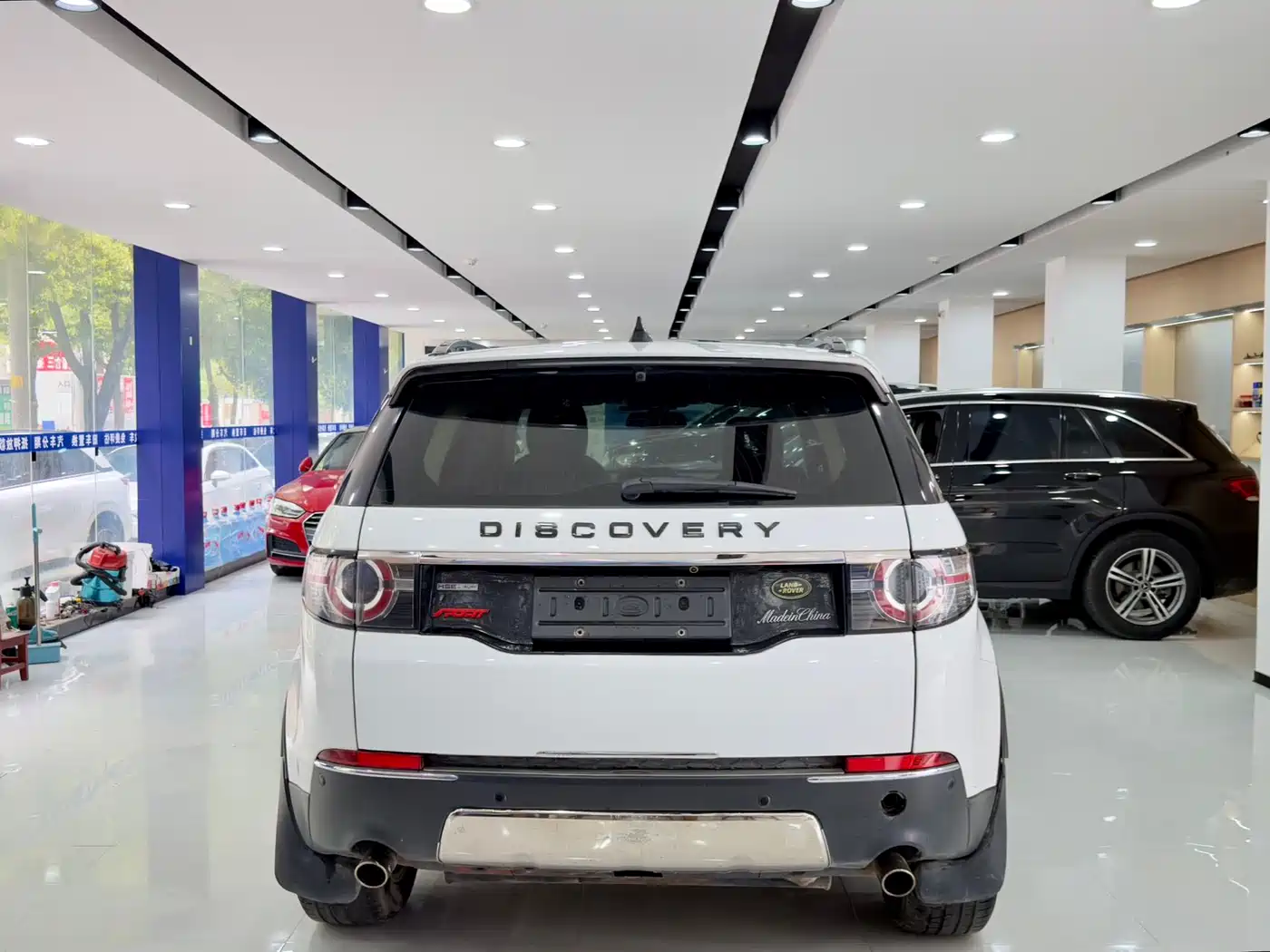 Land Rover Discovery Sport 2017 2.0T SE фото 8