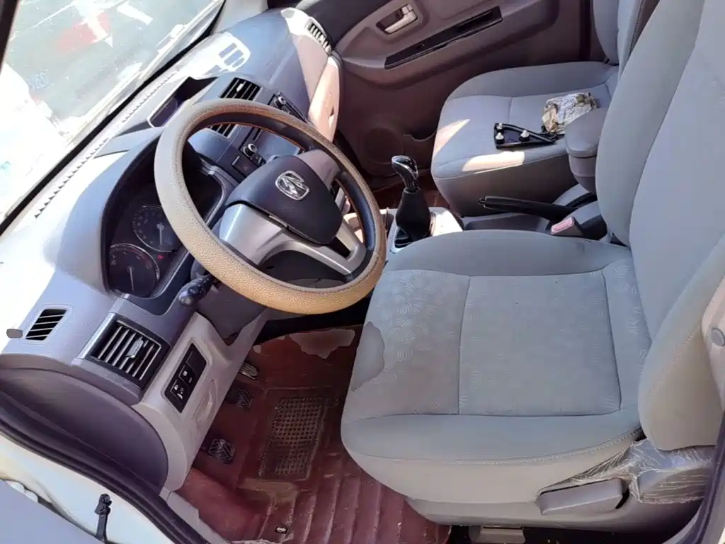 BAIC Weiwang M20 2015 2014 1.5L Utility BJ415A