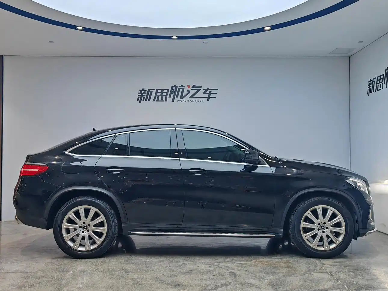Mercedes-Benz GLE Coupe 2018 GLE 320 4MATIC Coupe SUV фото 7