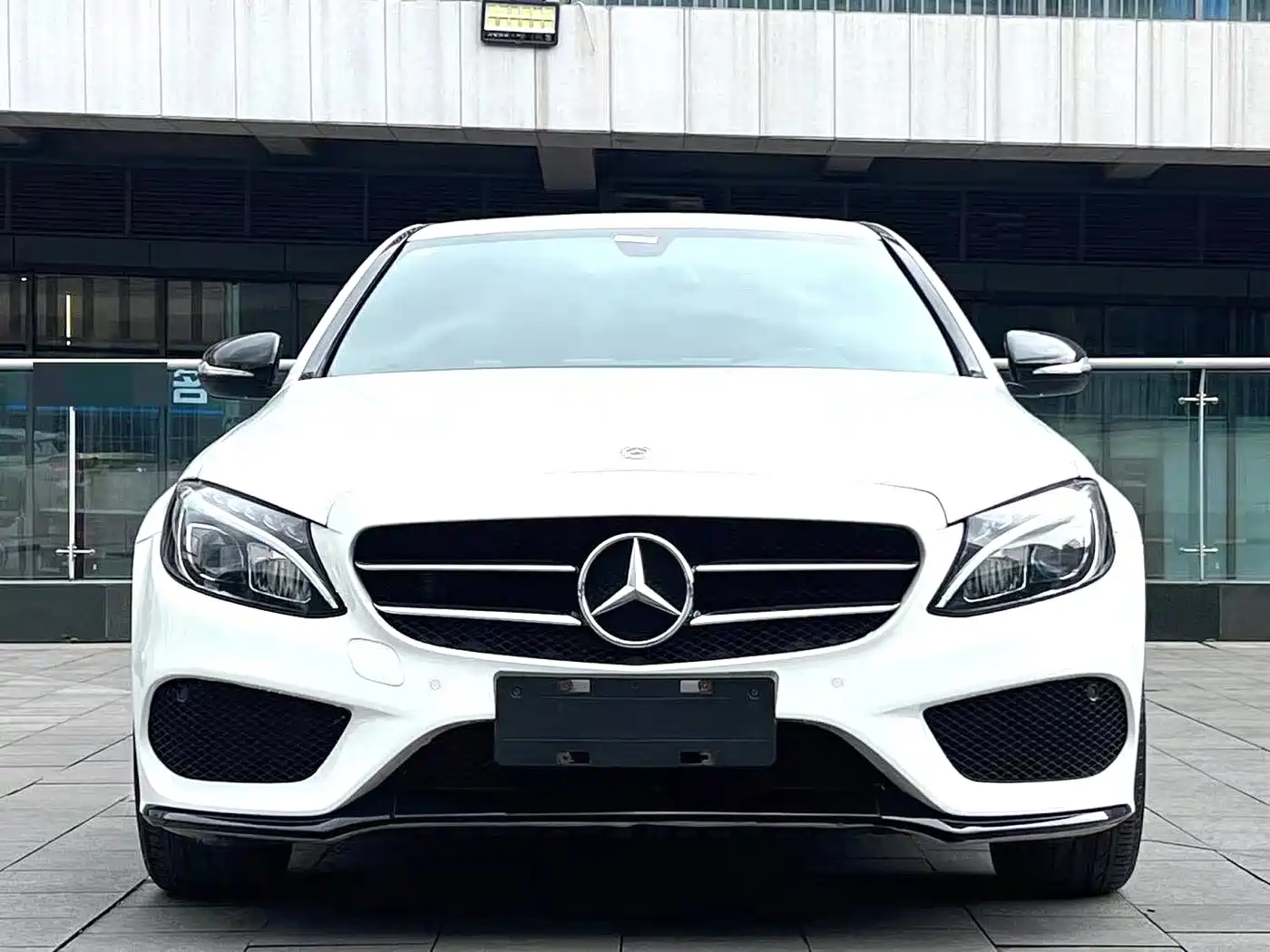 Mercedes-Benz C-Class 2017 Facelift C 200 Sport Edition фото 2