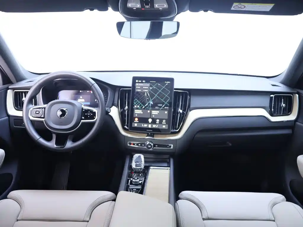 Volvo XC60 2025 2026 Model B5 AWD Premium Luxury