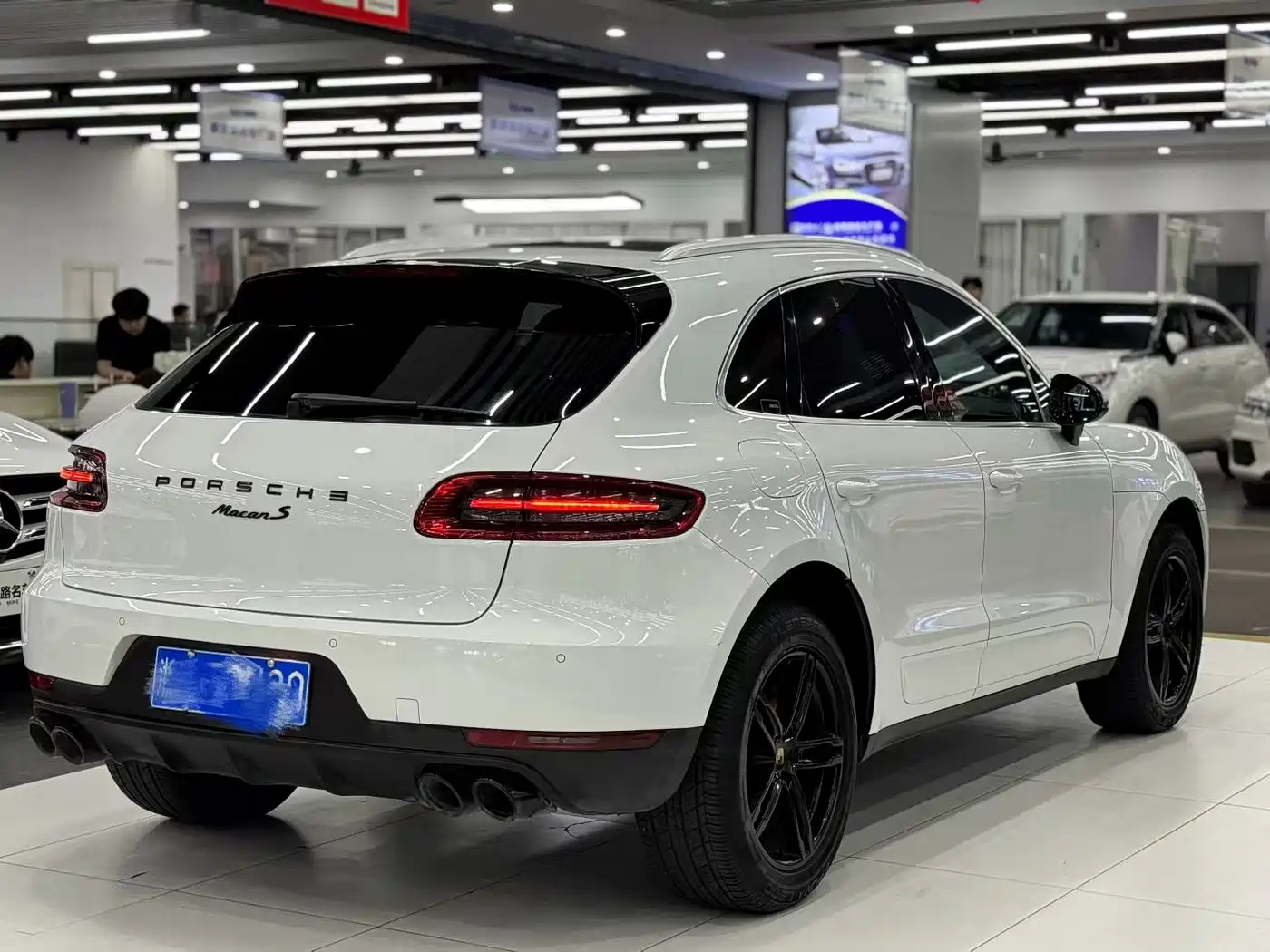 Porsche Macan 2017 Macan 2.0T фото 7