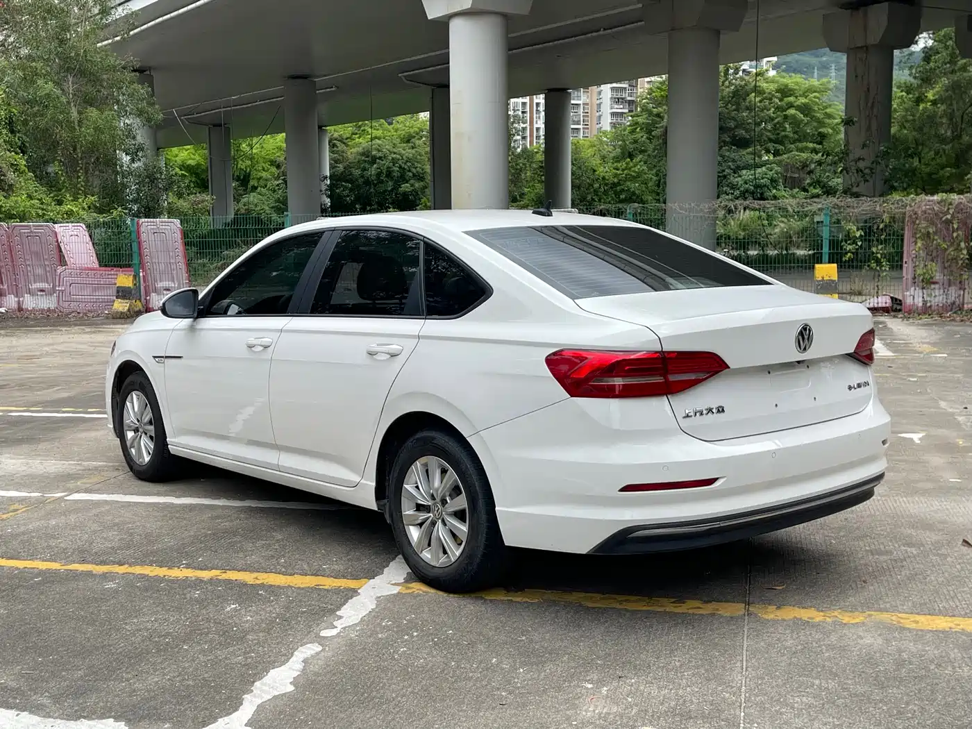 VOLKSWAGEN Lavida Pure Electric