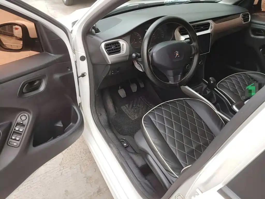 Peugeot 301 2017 2017 1.6L Manual Comfort Edition