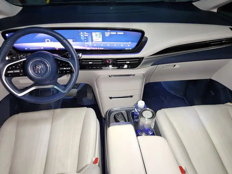 Buick Century 2022 2023 2.0T 6-Seat World Edition