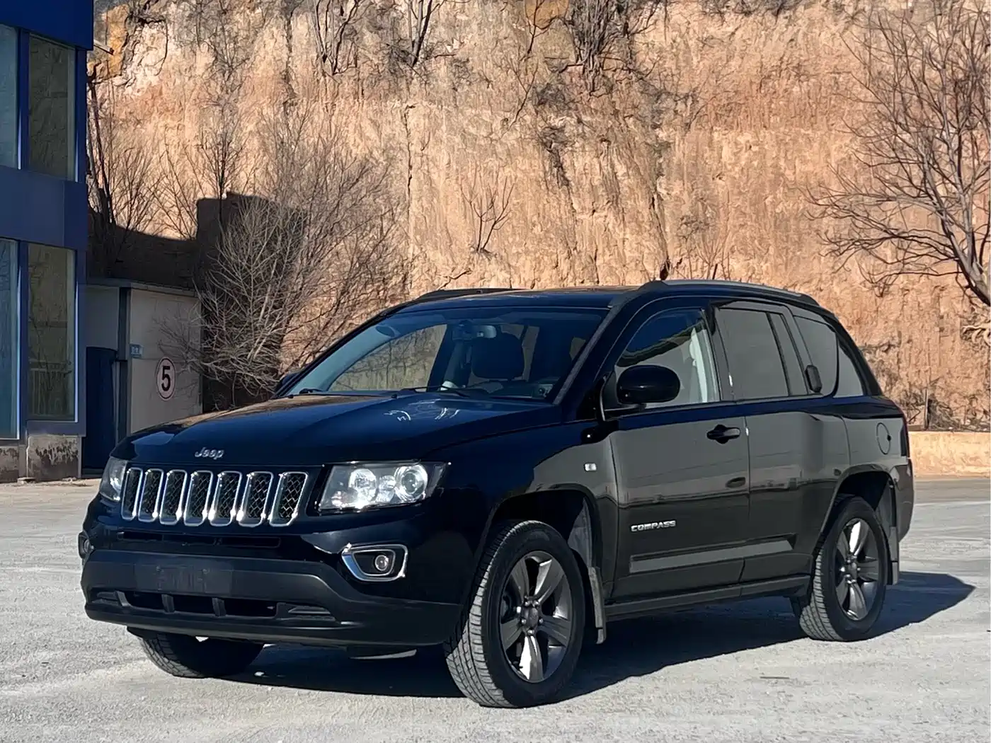 Jeep Compass (Import) 2016 2014 Facelift 2.4L 4WD Comfort Edition