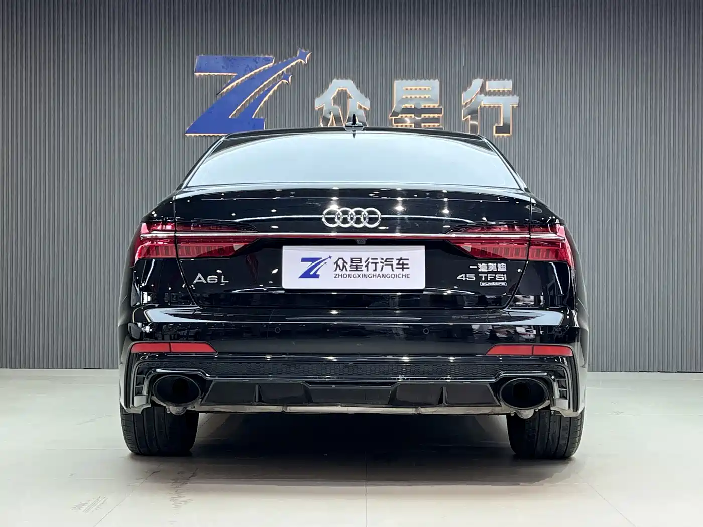 Фото 4 - Audi A6L