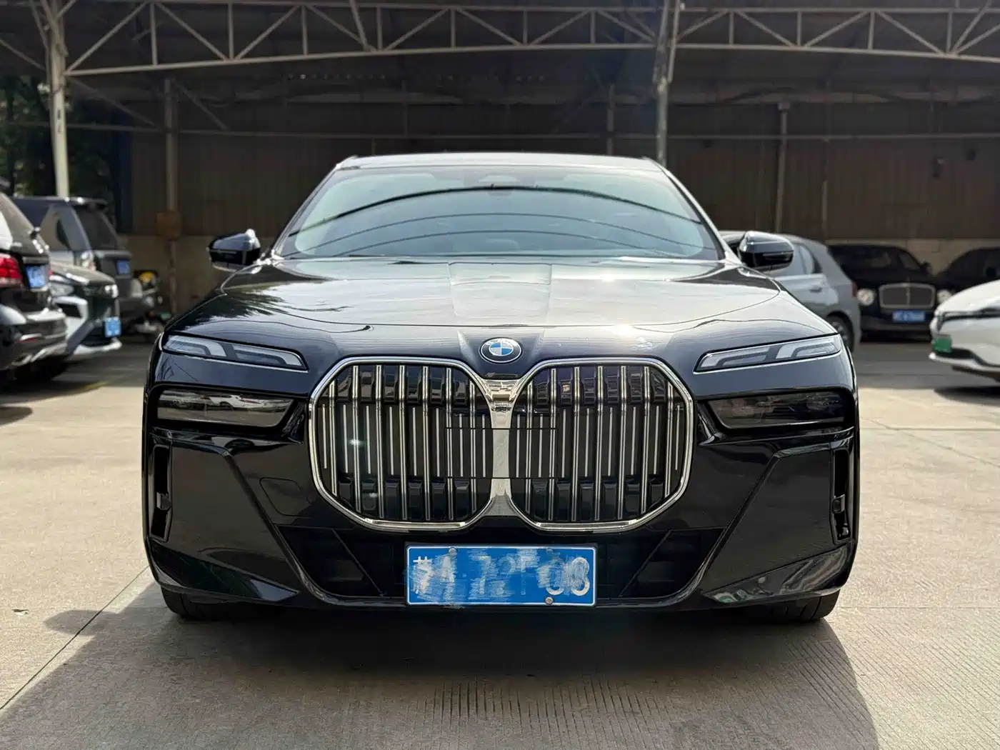 BMW 7 SERIES