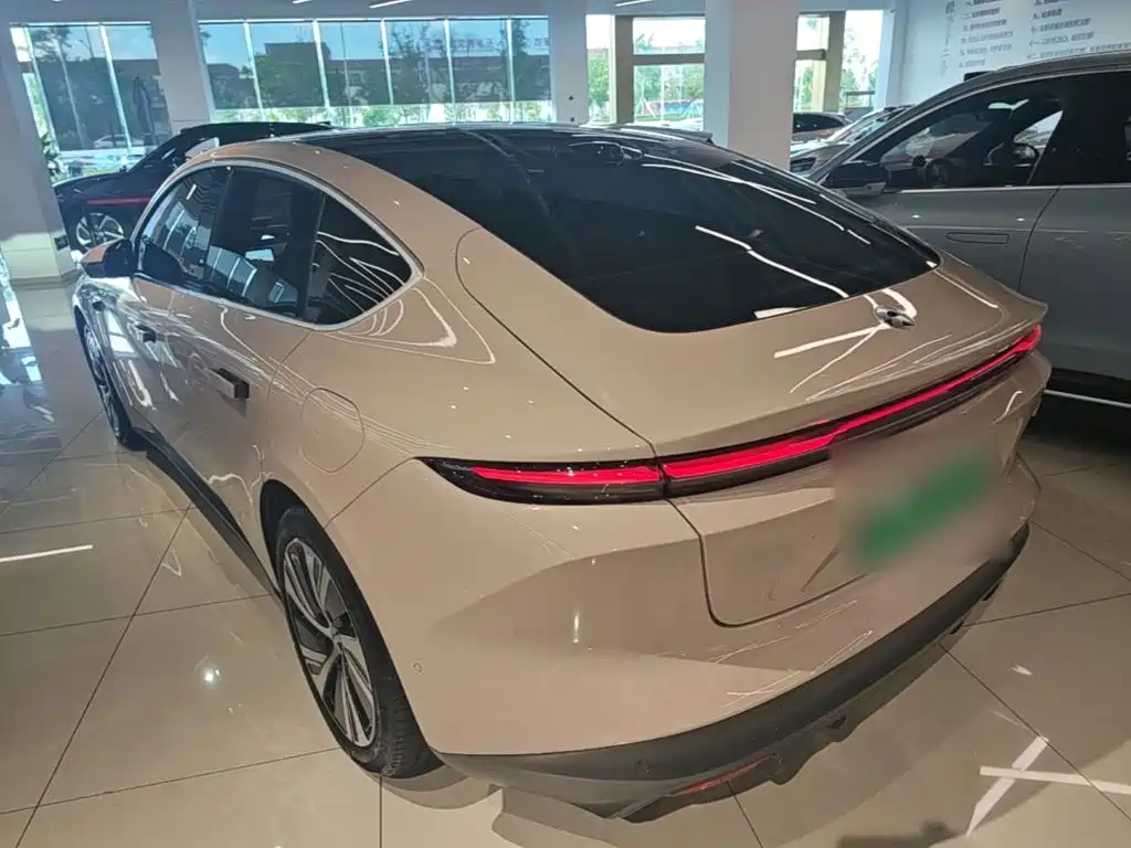 Фото 5 - NIO ET5