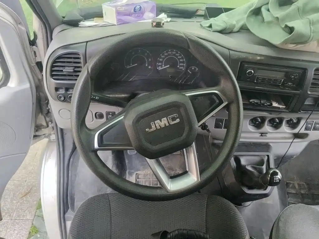 Jiangling Tesun 2020 2019 2.8T Commercial Short Wheelbase Medium Roof 3-Seater China VI JX493