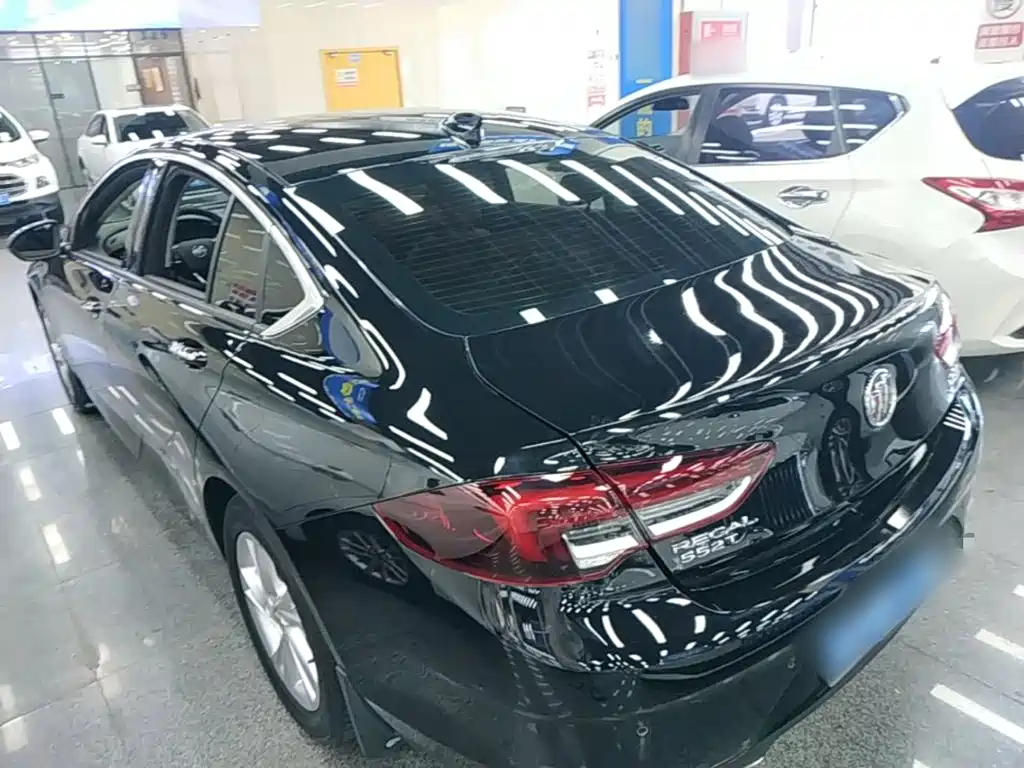 Фото 23 - Buick Regal
