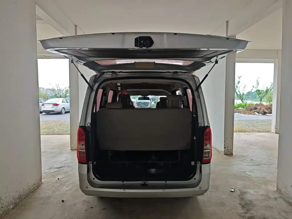 Wuling Motors Wuling Rongguang V 2018 2016 1.5L Standard