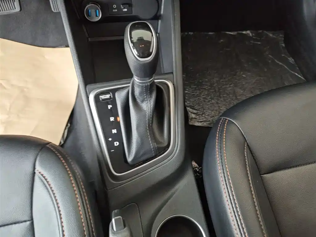 Hyundai Verna 2016 1.4L Automatic Cool Edition GLS фото 14