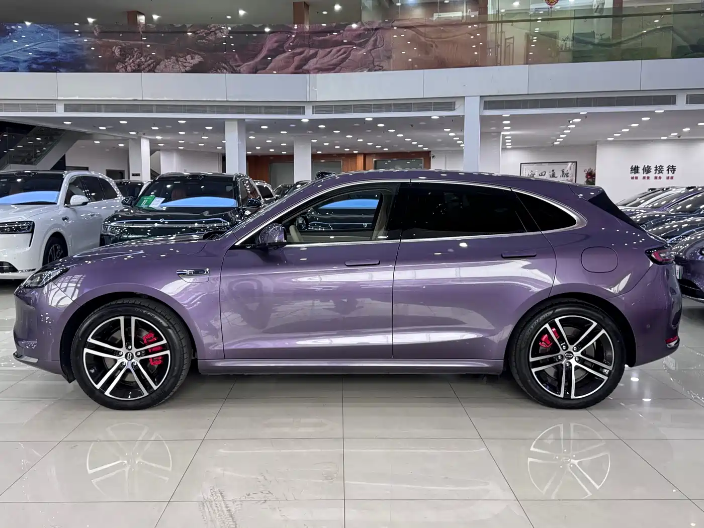 AITO Wenjie AITO M5 2025 Extended Range Ultra AWD фото 5