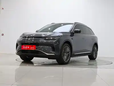 Leapmotor C11