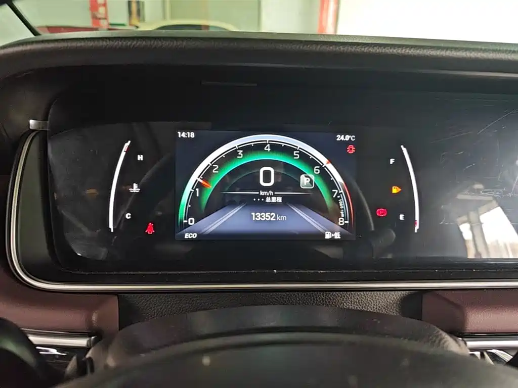 GAC Trumpchi Trumpchi M6 2023 PRO 270T DCT Luxury Edition фото 12