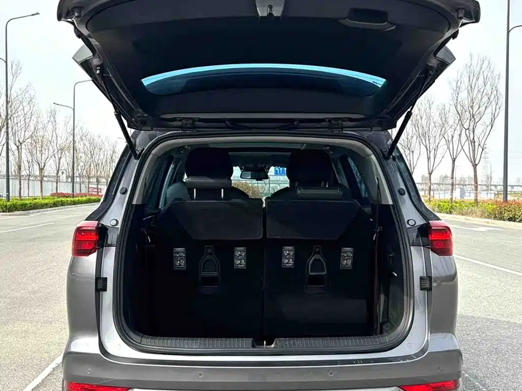 Wuling Motors Wuling Victory 2022 2022 280T 1.5T CVT Flagship