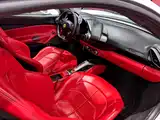 Фото 10 - Ferrari 488