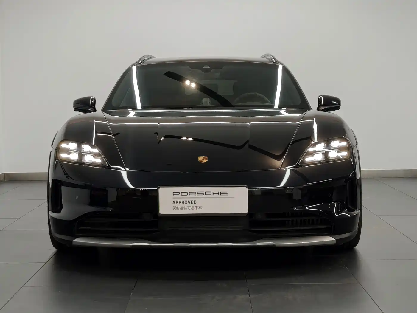 Porsche Taycan 2025 2024 Taycan 4 Cross Turismo