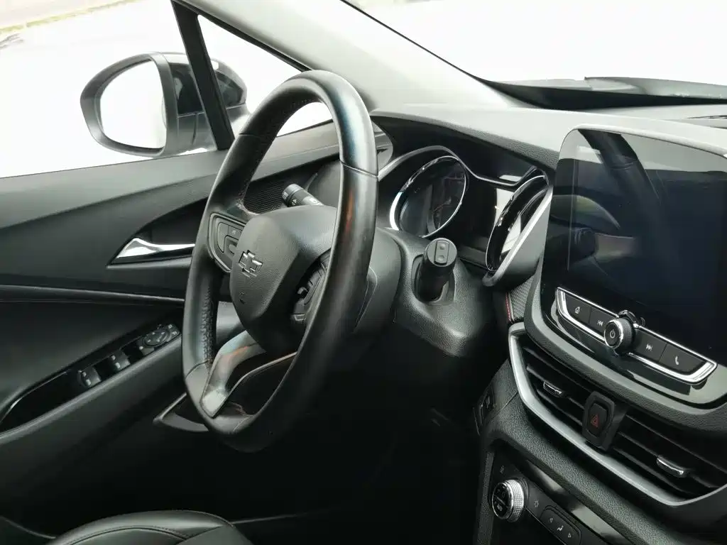 Chevrolet Volando 2019 2018 Redline 530T Auto Premium Edition (5+2 seater) China V