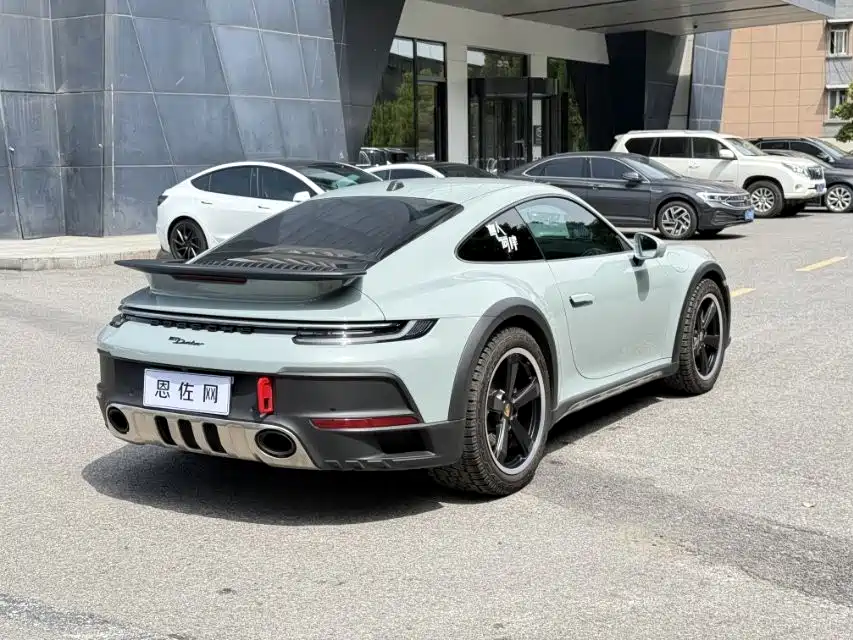 Фото 17 - Porsche 911