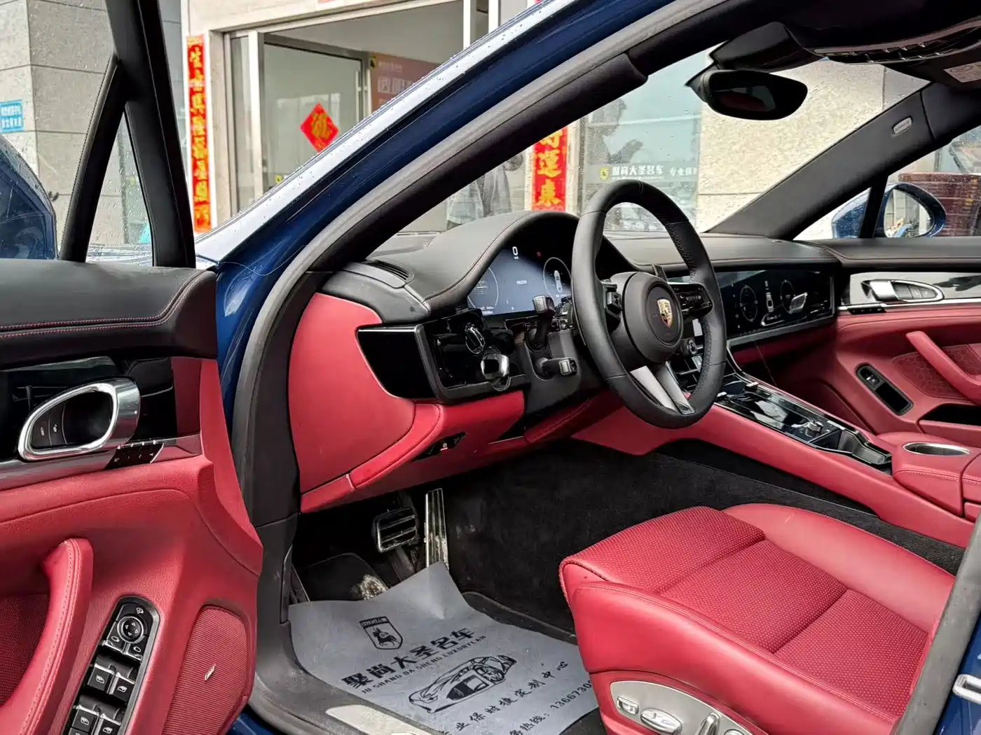 Porsche Panamera 2014 Panamera 3.0T фото 4