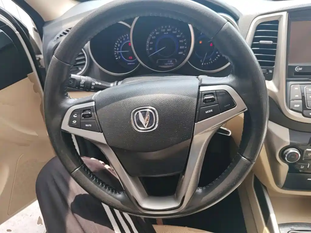 Changan Eado 2015 2015 1.6L Manual Elite (China IV)