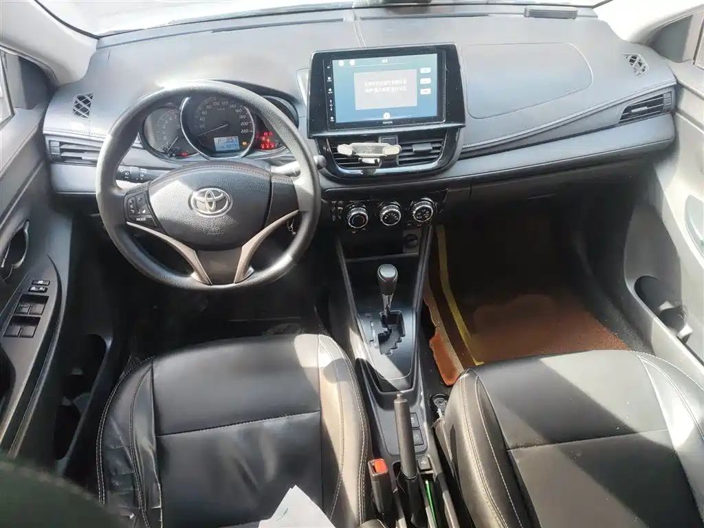 Toyota Vios FS 2021 1.5L CVT Fengchi Edition фото 13