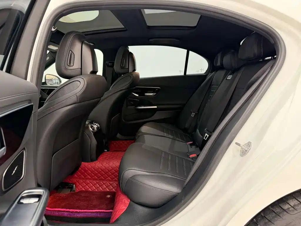 Mercedes-Benz C-Class, миниатюра 17