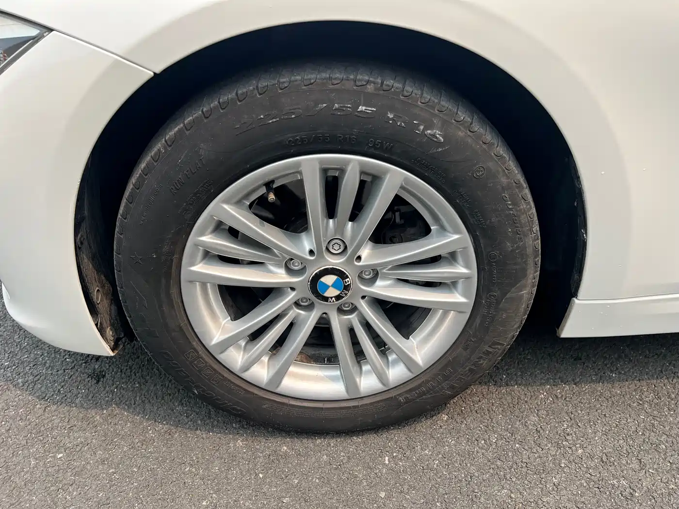 BMW 3 Series 2014 320Li Fashion фото 8