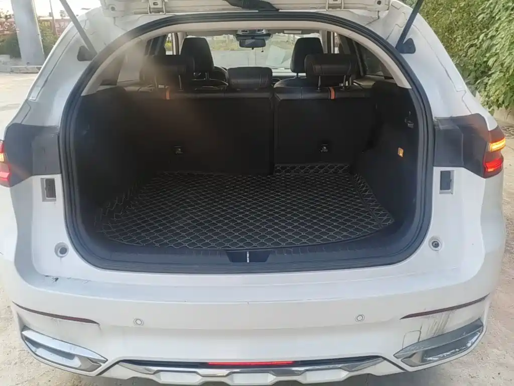 Фото 19 - Haval F7