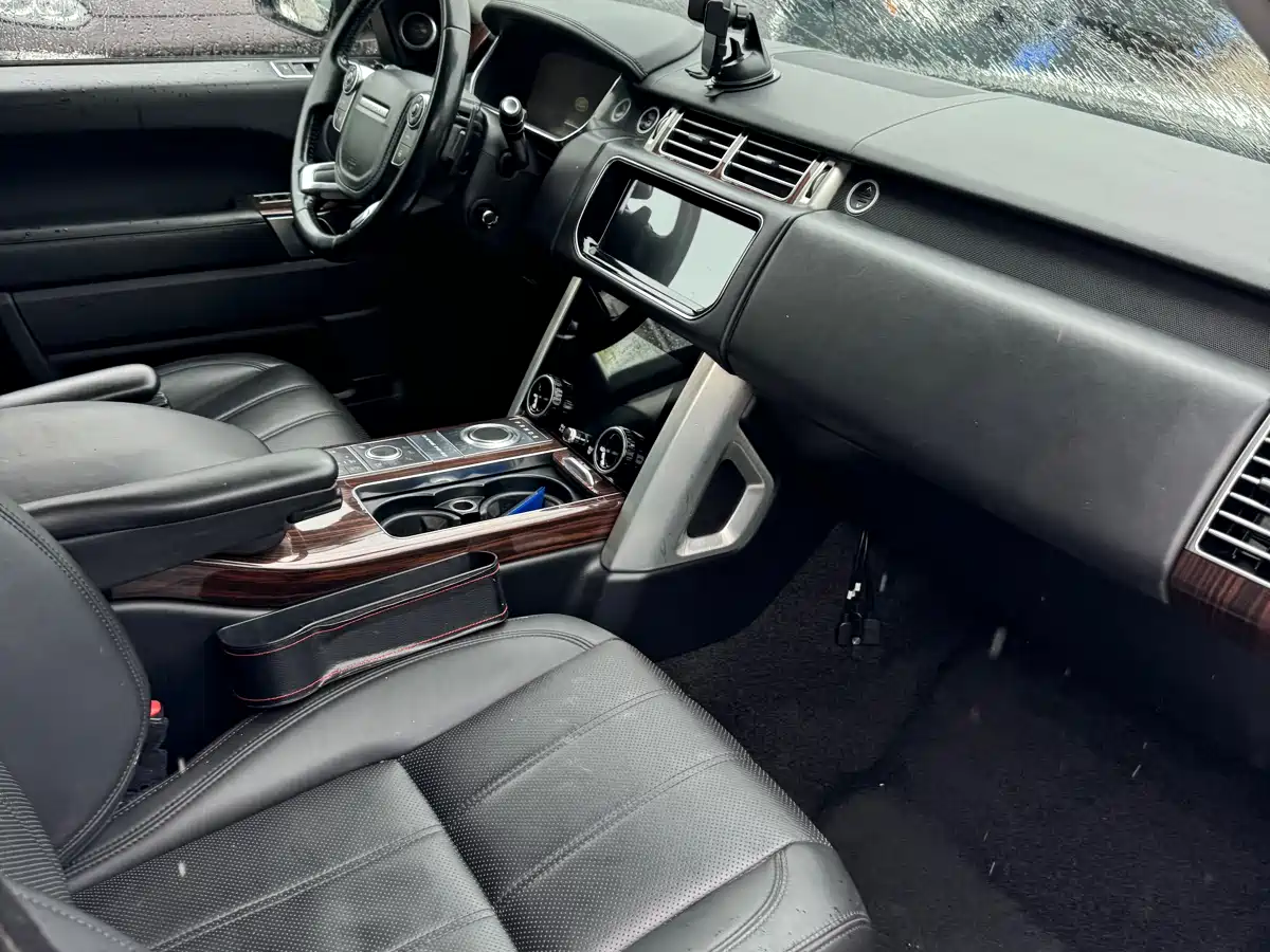 Land Rover Range Rover 2015 3.0 SC V6 Vogue фото 3