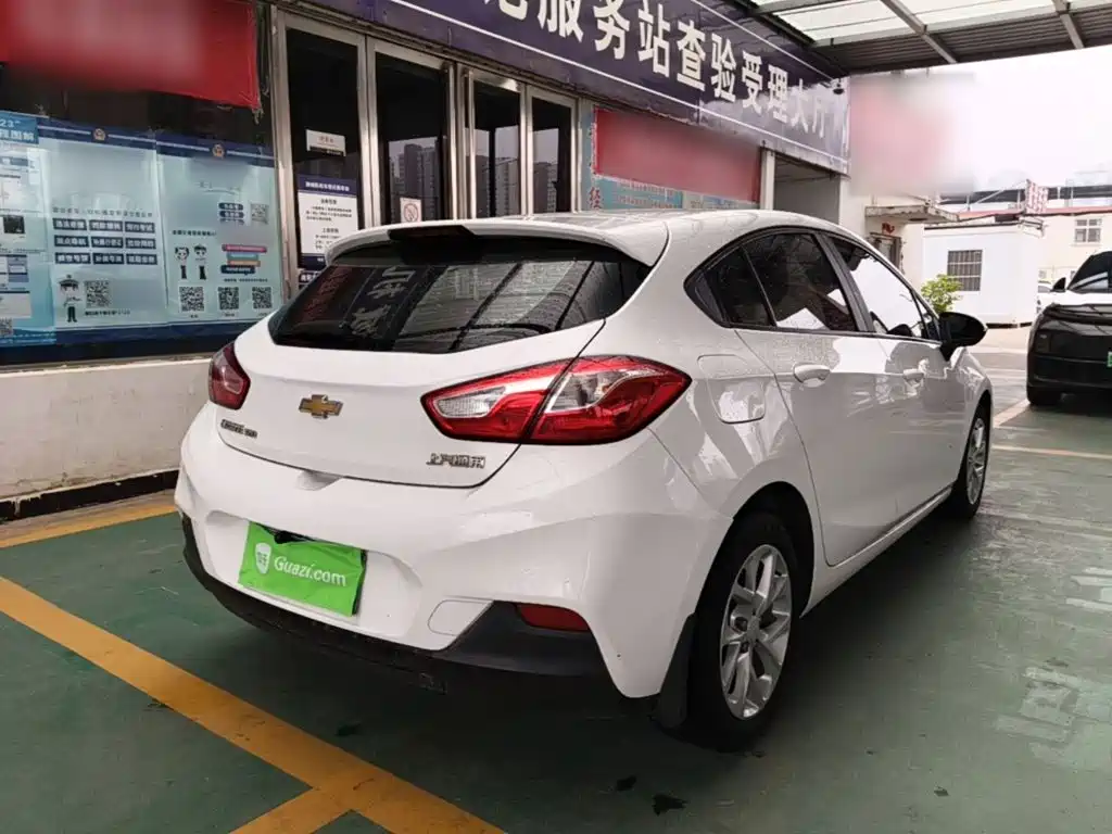 Chevrolet Cruze 2018 2018 Hatchback 320 Automatic Pioneer Sunroof Edition