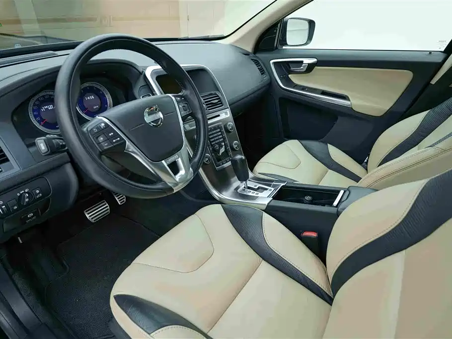 Фото 10 - Volvo XC60 (Import)