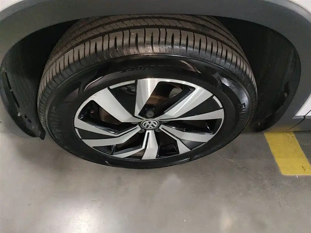Volkswagen Tayron 2019 330TSI 2WD Luxury China V фото 23