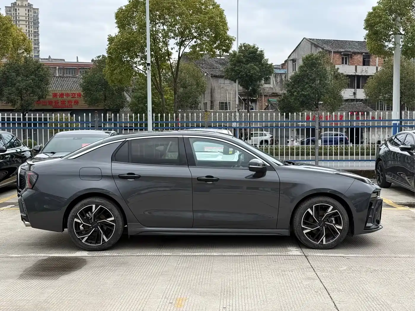 LYNK 03