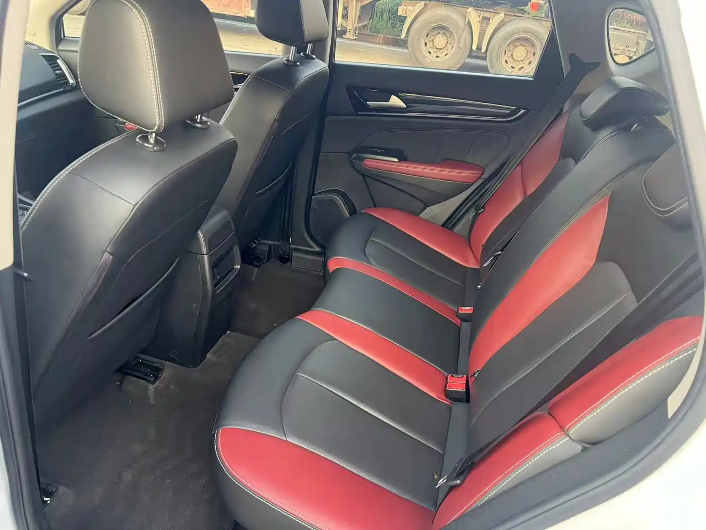 Dongfeng Aeolus Dongfeng Fengshen AX5 2020 2019 Model 230T Automatic Smart Style (China VI)