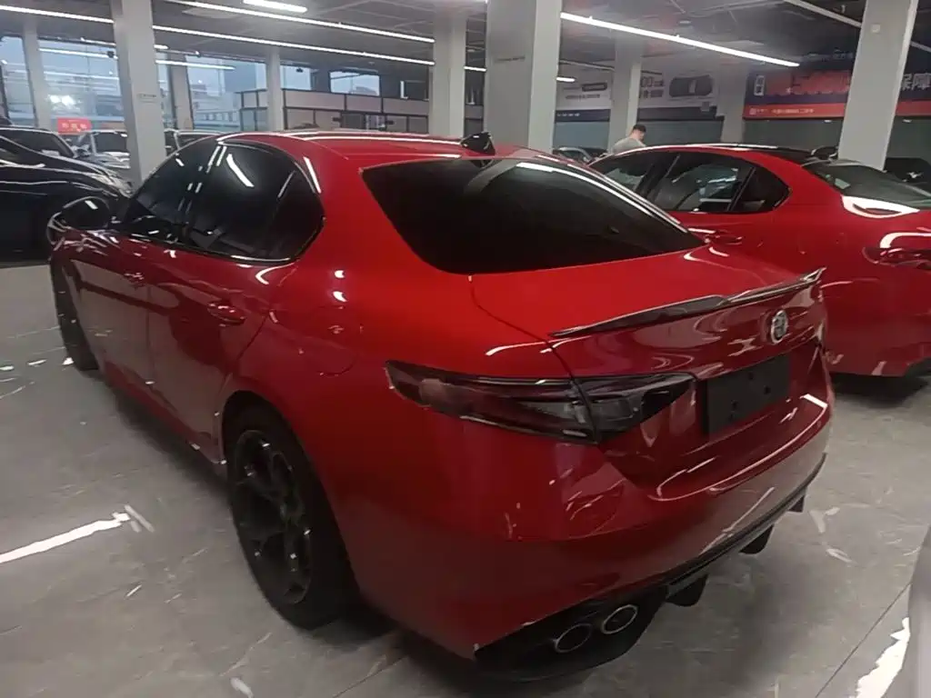 Alfa Romeo Giulia 2026 2023 2.9T V6 520HP Quadrifoglio Edition