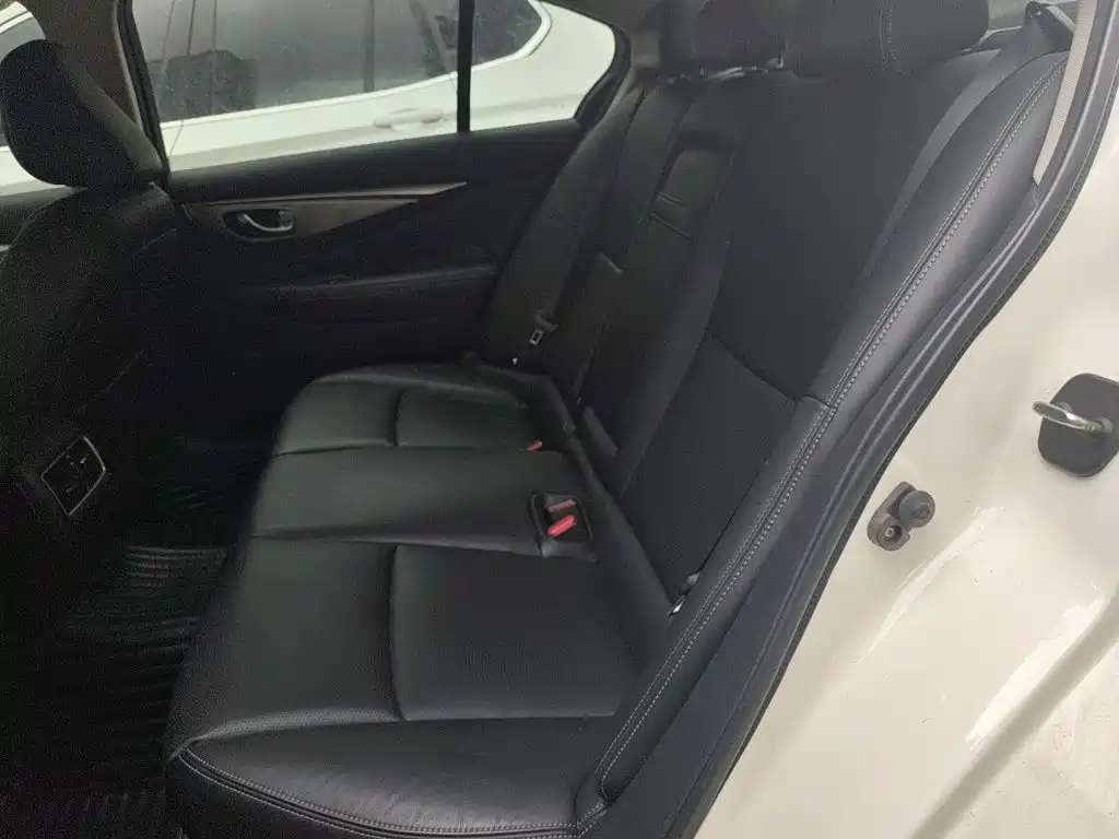 Infiniti Q50L 2020 2018 2.0T Leisure Edition (China VI)