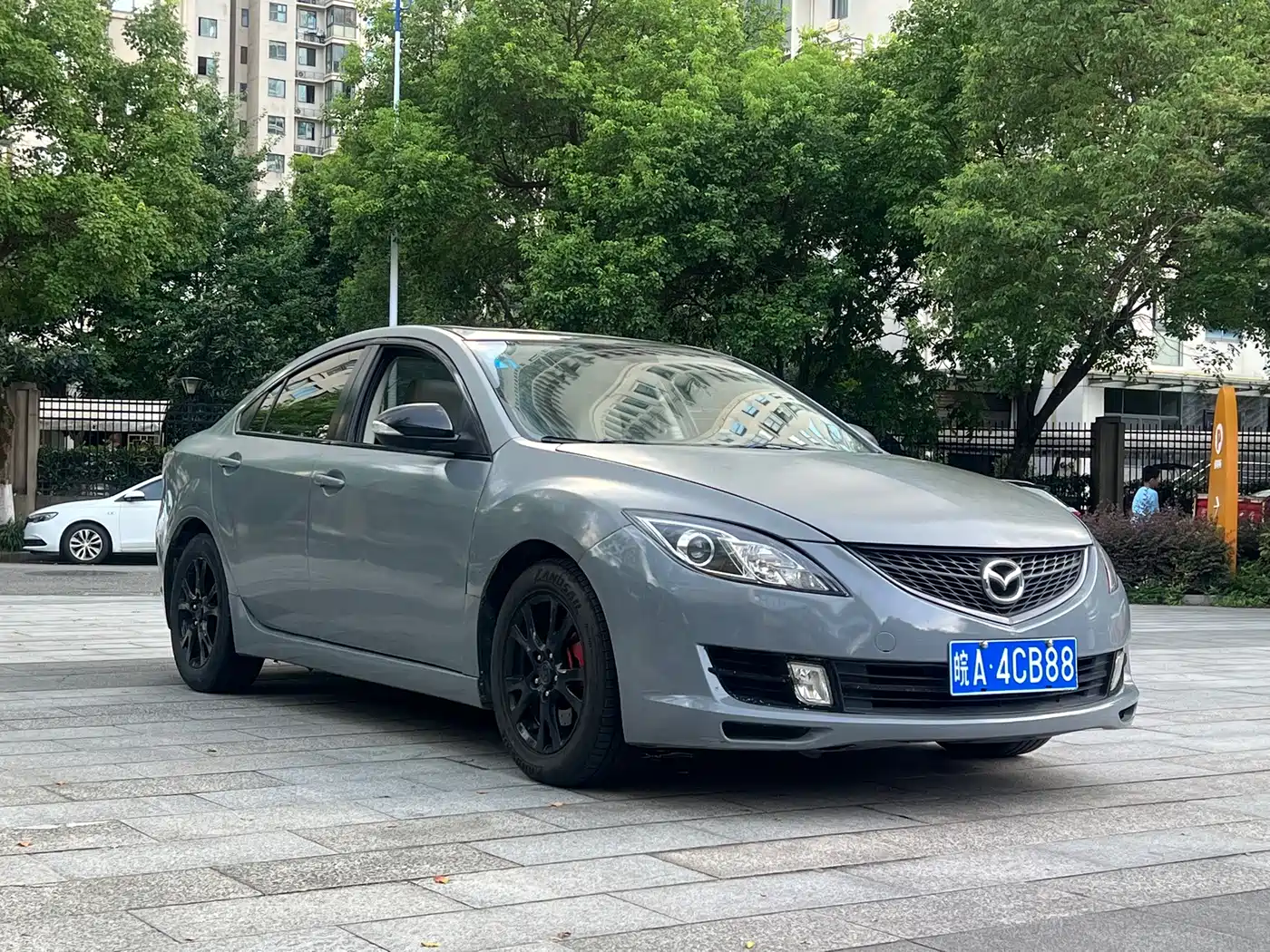 Mazda Ruiyi 2011 2011 Model 2.0L Auto Elite